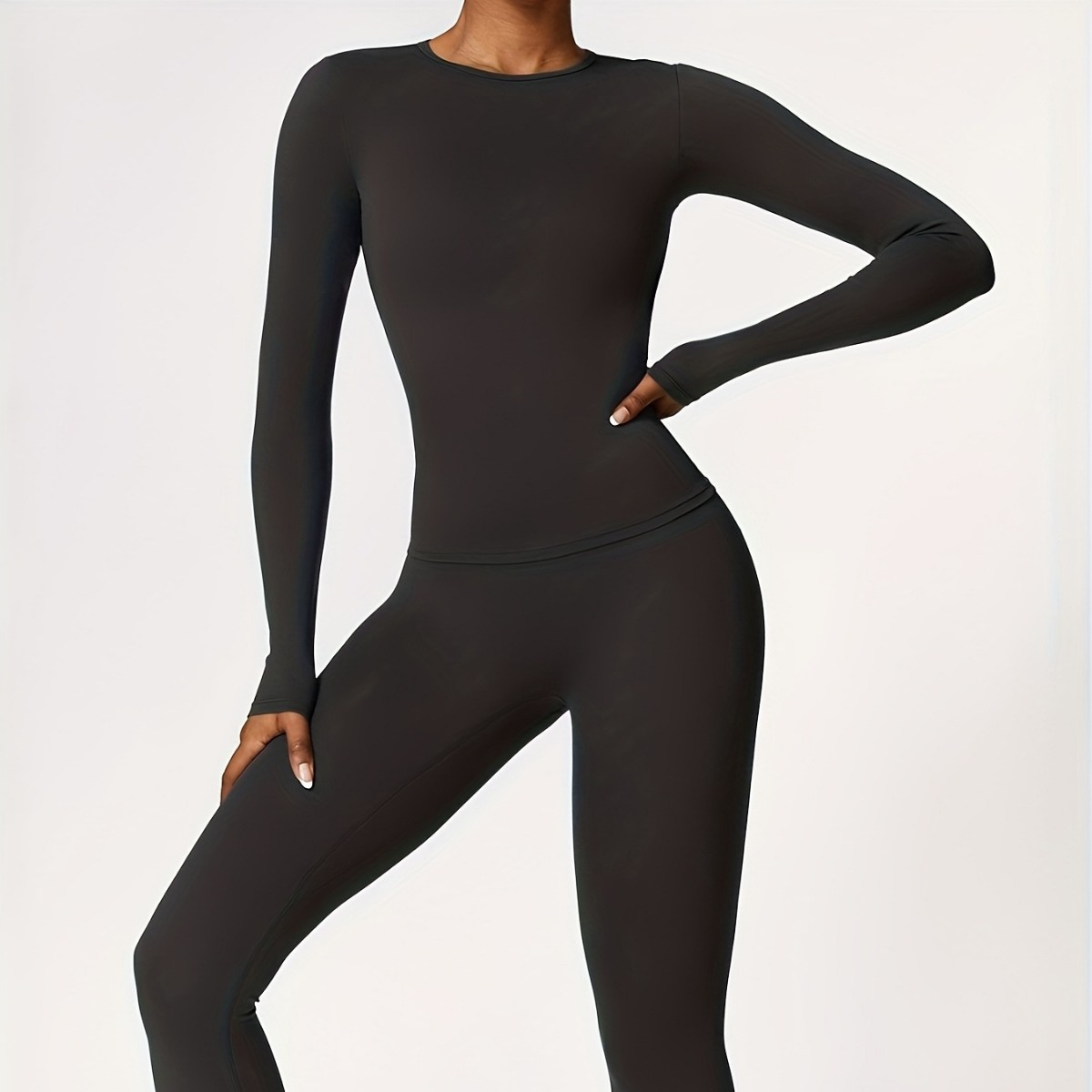 Tight-fitting yoga suit slim l – обзор и цена Yoga & Fitness Center