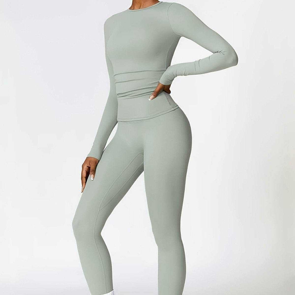 Tight-fitting yoga suit slim l – обзор и цена Yoga & Fitness Center