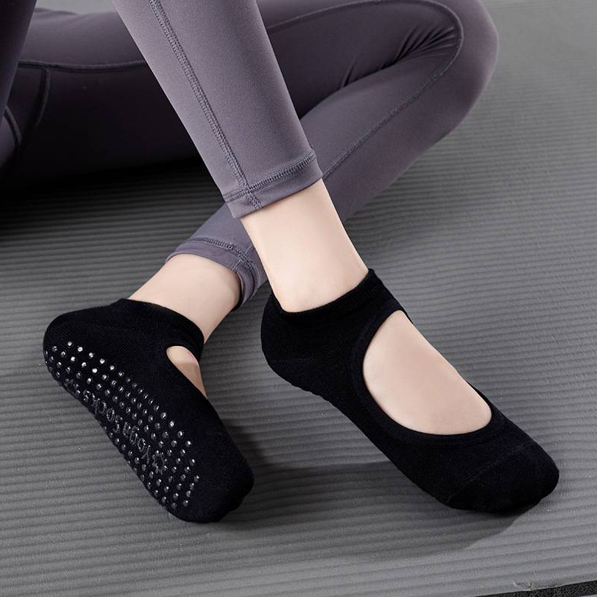 Non-Slip Yoga Socks for Women  – обзор и цена Yoga & Fitness Center